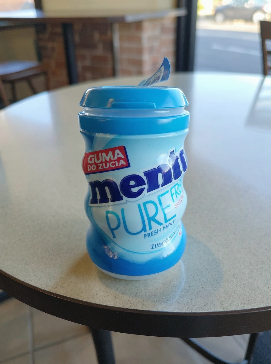 Mentos Pure Fresh Sugar-Free Chewing Gum, Fresh Mint Flavor Bottle